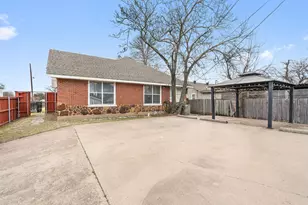 2703 Gladstone Dr, Dallas, TX 75211 - Photo 21