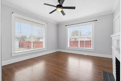 2703 Gladstone Drive, Dallas, TX 75211 - Photo 15