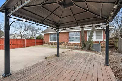 2703 Gladstone Drive, Dallas, TX 75211 - Photo 23