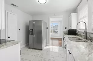 2703 Gladstone Dr, Dallas, TX 75211 - Photo 13