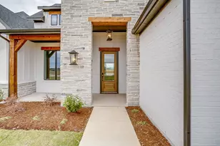 136 Lana Gdn Wy, Waxahachie, TX 75165 - Photo 5