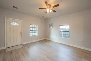 2141 S Jennings Ave, Fort Worth, TX 76110 - Photo 7