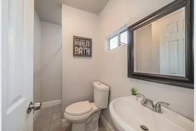 2141 S Jennings Avenue, Fort Worth, TX 76110 - Photo 29