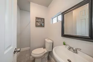 2141 S Jennings Ave, Fort Worth, TX 76110 - Photo 29