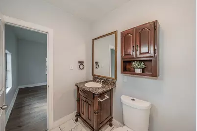 2141 S Jennings Avenue, Fort Worth, TX 76110 - Photo 19