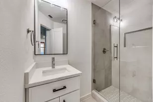 2100 Woodburn Corner, Plano, TX 75075 - Photo 17