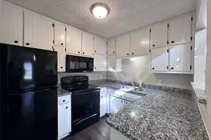 1110-A Lynn St, Weatherford, TX 76086 - Photo 3