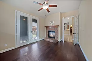 1806 Park Highland Way, Arlington, TX 76012 - Photo 13