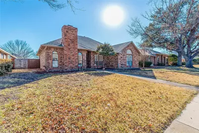 2036 Lavaca Trail, Carrollton, TX 75010 - Photo 35