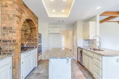 2036 Lavaca Trail, Carrollton, TX 75010 - Photo 9