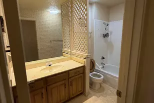 2008 Gardanne Ln, Carrollton, TX 75007 - Photo 13