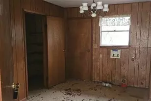 1041 5th St, Cooper, TX 75432 - Photo 3