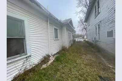 205 N Waco Street, Hillsboro, TX 76645 - Photo 9