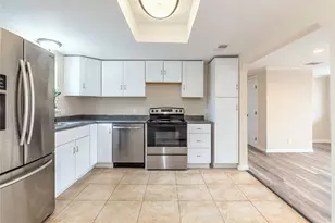 525 Pettit Dr, Newark, TX 76071 - Photo 5