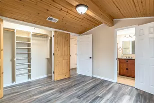 525 Pettit Dr, Newark, TX 76071 - Photo 21