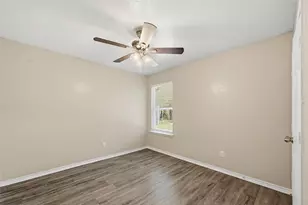 309 Gravel St, Waxahachie, TX 75165 - Photo 13