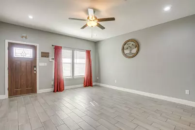 3901 Baylor Street, Fort Worth, TX 76119 - Photo 13