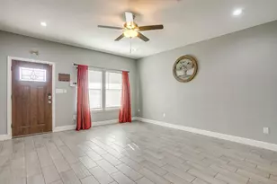 3901 Baylor St, Fort Worth, TX 76119 - Photo 13