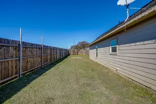 3901 Baylor St, Fort Worth, TX 76119 - Photo 39