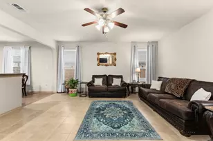 8505 Field Creek Ct, Fort Worth, TX 76134 - Photo 9