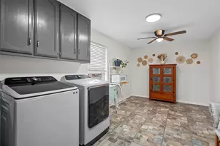 107 Woody Ray Dr, Elm Mott, TX 76640 - Photo 13