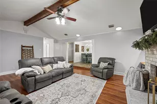 107 Woody Ray Dr, Elm Mott, TX 76640 - Photo 7