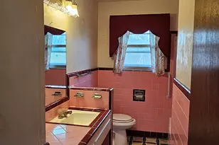 817 N Lacy Dr, Lacy Lakeview, TX 76705 - Photo 13