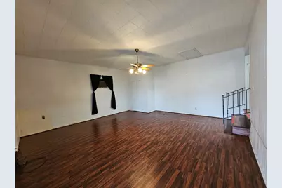 817 N Lacy Drive, Lacy Lakeview, TX 76705 - Photo 5