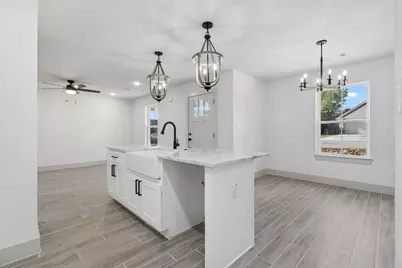 5637 Mesa Loop, Granbury, TX 76048 - Photo 11