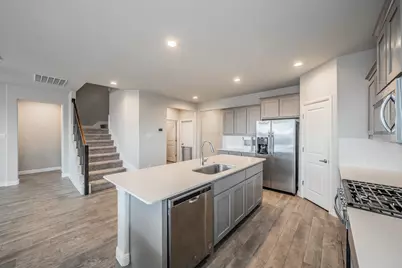 1404 Fremont Trail, Cleburne, TX 76033 - Photo 5