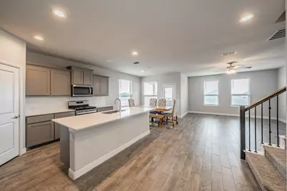 1404 Fremont Trail, Cleburne, TX 76033 - Photo 3