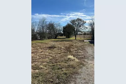 606 Water Street, Whitesboro, TX 76273 - Photo 1