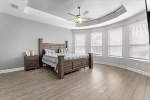 817 Crest Breeze Dr, Fort Worth, TX 76052 - Photo 17