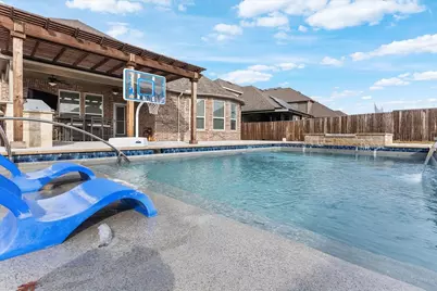 817 Crest Breeze Drive, Fort Worth, TX 76052 - Photo 33