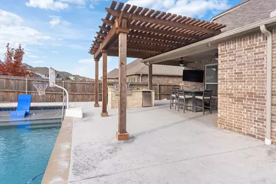 817 Crest Breeze Drive, Fort Worth, TX 76052 - Photo 31