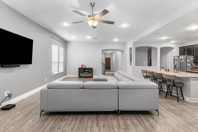 817 Crest Breeze Drive, Fort Worth, TX 76052 - Photo 23