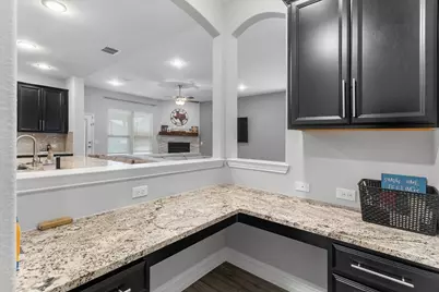 817 Crest Breeze Drive, Fort Worth, TX 76052 - Photo 27