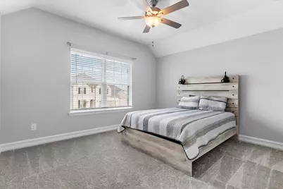 817 Crest Breeze Drive, Fort Worth, TX 76052 - Photo 13