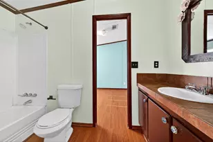 315 Glenwood St, Gainesville, TX 76240 - Photo 19