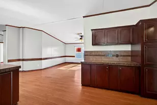315 Glenwood St, Gainesville, TX 76240 - Photo 11