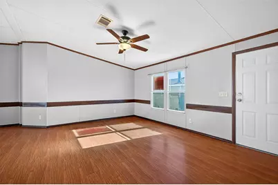 315 Glenwood Street, Gainesville, TX 76240 - Photo 7