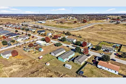 315 Glenwood Street, Gainesville, TX 76240 - Photo 3