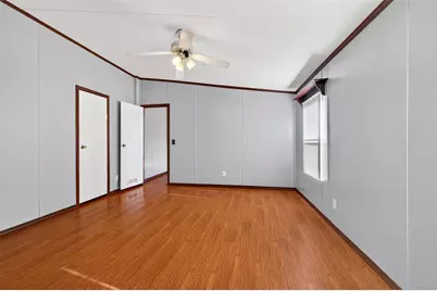 315 Glenwood Street, Gainesville, TX 76240 - Photo 27