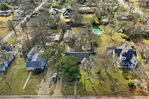 122 E 7th St, Lancaster, TX 75146 - Photo 33