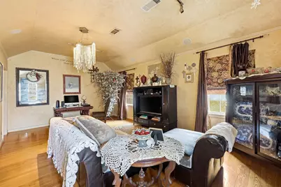 122 E 7th Street, Lancaster, TX 75146 - Photo 3