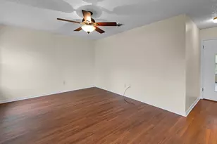 1013 December Dr, Hewitt, TX 76643 - Photo 13