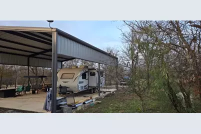 137 Buffalo Gap Drive, Bridgeport, TX 76426 - Photo 5