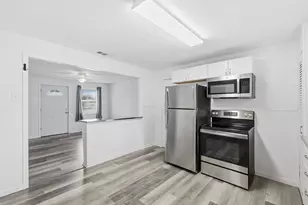 300 E 6th St, Krum, TX 76249 - Photo 9