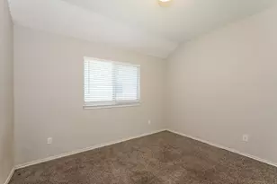 809 Bahar Ct, Arlington, TX 76010 - Photo 15