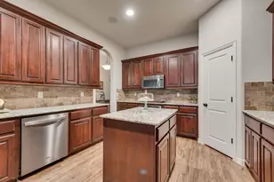 311 Covington Ln, Ovilla, TX 75154 - Photo 9